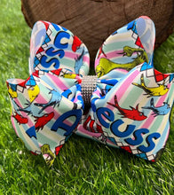 Load image into Gallery viewer, CHARACTER PRINTED HAIR BOWS. BW-DSG-806 4PCS/$10