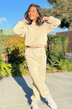 Load image into Gallery viewer, GKSS-22-3002B Girl's 2 pc Pant Jog Set