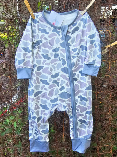 Gray Toned Camo Sleeper