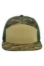 Load image into Gallery viewer, Solid Front Nylon Camo 7 Panel Flat Trucker Hat
