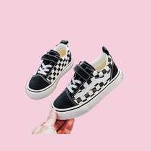 Load image into Gallery viewer, Kid Skater Shoes