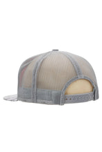 Load image into Gallery viewer, Solid Front Nylon Camo 7 Panel Flat Trucker Hat