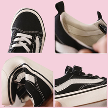 Load image into Gallery viewer, Kid Skater Shoes