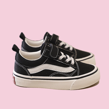Load image into Gallery viewer, Kid Skater Shoes