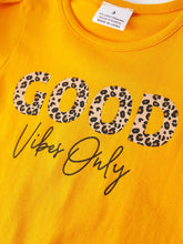 Load image into Gallery viewer, Girls Leopard Top+ Short Set
