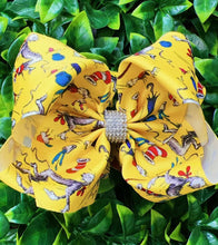 Load image into Gallery viewer, YELLOW CAT W/A HAT PRINTED HAIRBOWS. BW-DSG-967 4PCS/$10.