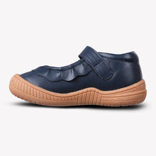 Load image into Gallery viewer, Amina Girls Hook &amp; Loop Mary Jane Shoe