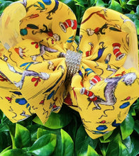Load image into Gallery viewer, YELLOW CAT W/A HAT PRINTED HAIRBOWS. BW-DSG-967 4PCS/$10.