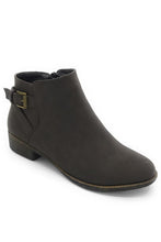 Load image into Gallery viewer, Women's Buckle Booties