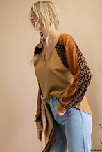 Load image into Gallery viewer, Boho Knit top with leopard