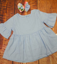 Load image into Gallery viewer, Linen Bell Sleeve Top