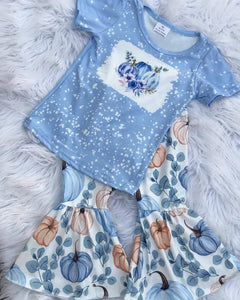 Blue distressed Pumpkin 2pc