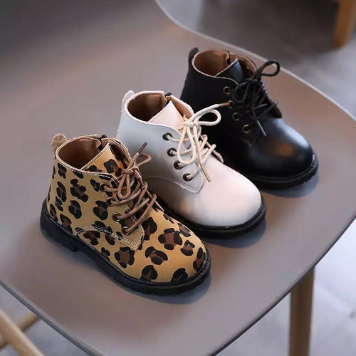 Kids Lace up Boots