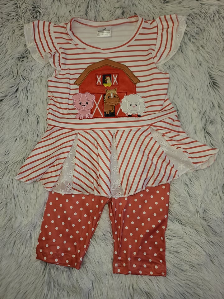 Red Striped Barn Animal 2pc