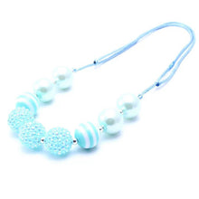 Load image into Gallery viewer, Chunky Bead Half Necklace