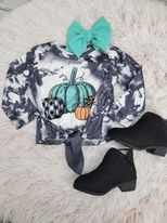 Blk/Wht Tie Dye Pumpkin Top