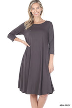 Load image into Gallery viewer, 3 quarter sleeve pocket dress